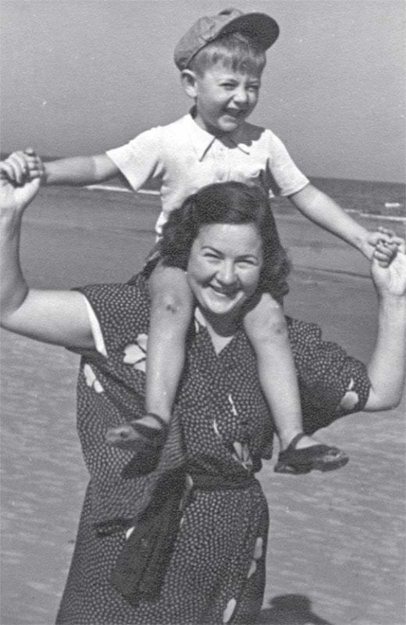 Иллюстрация к книге — Записки непутевого актера [i_005.jpg]