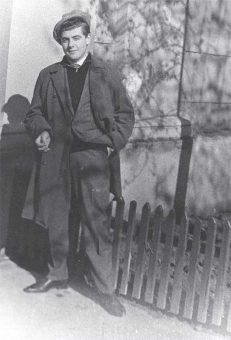 Иллюстрация к книге — Записки непутевого актера [i_011.jpg]