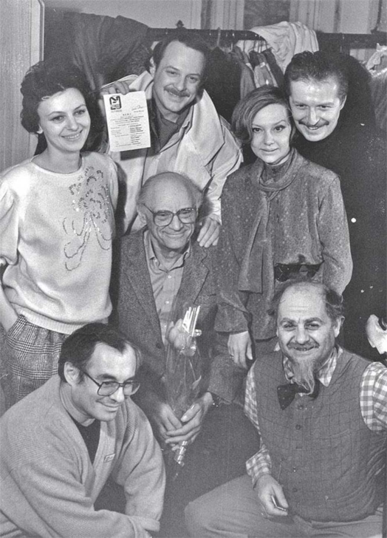 Иллюстрация к книге — Записки непутевого актера [i_043.jpg]