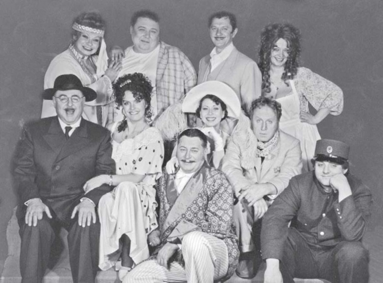 Иллюстрация к книге — Записки непутевого актера [i_064.jpg]