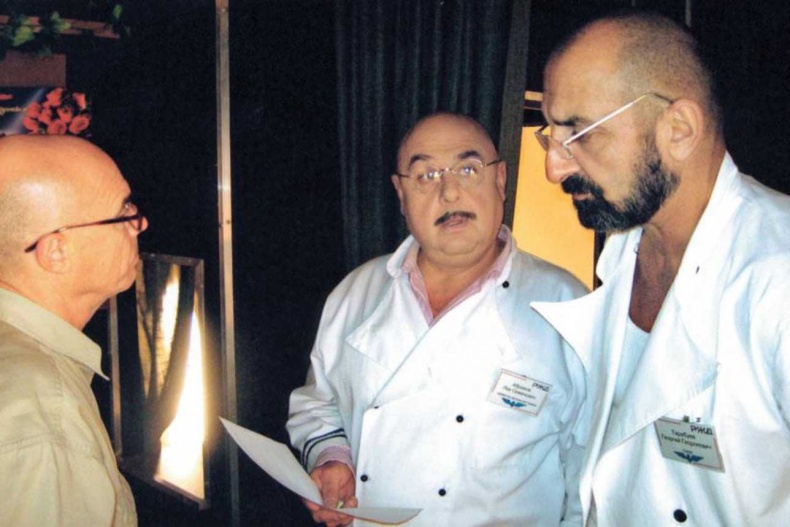 Иллюстрация к книге — Записки непутевого актера [i_085.jpg]