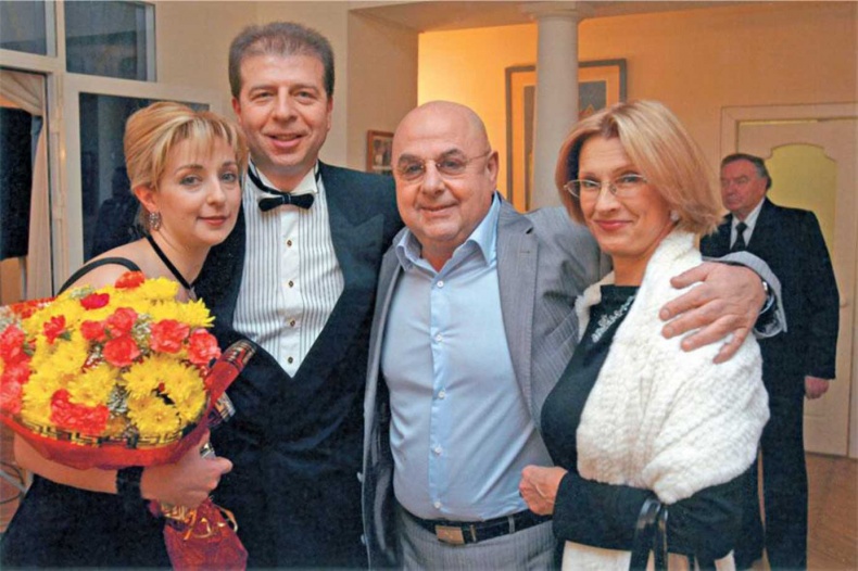 Иллюстрация к книге — Записки непутевого актера [i_130.jpg]