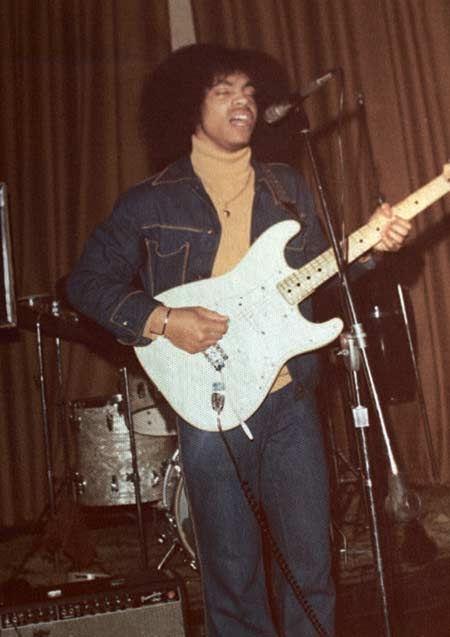 Иллюстрация к книге — Принс. The Beautiful Ones. Оборвавшаяся автобиография легенды поп-музыки [i_059.jpg]