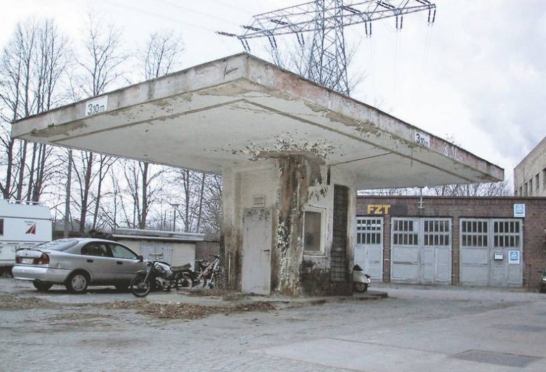 Иллюстрация к книге — Долбящий клавиши [i_047.jpg]