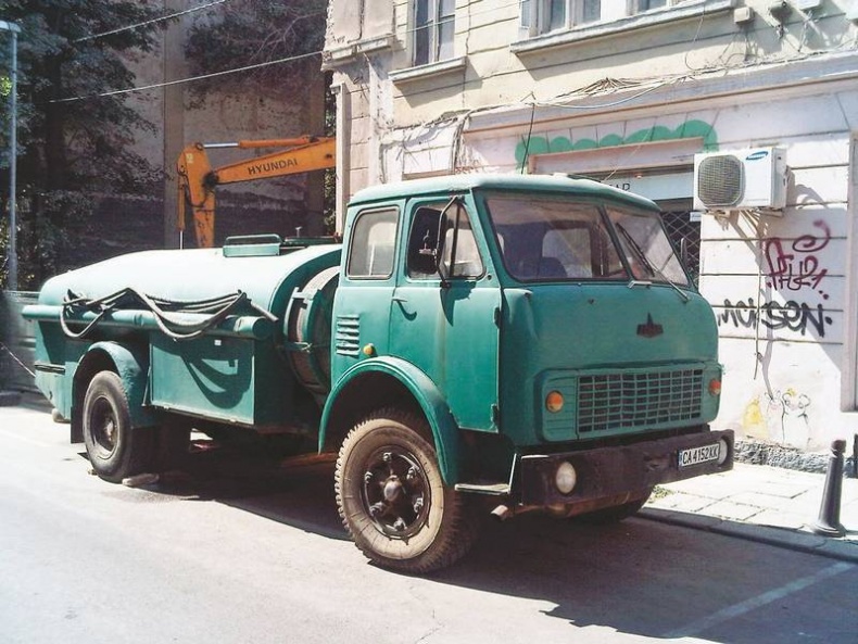 Иллюстрация к книге — Долбящий клавиши [i_058.jpg]