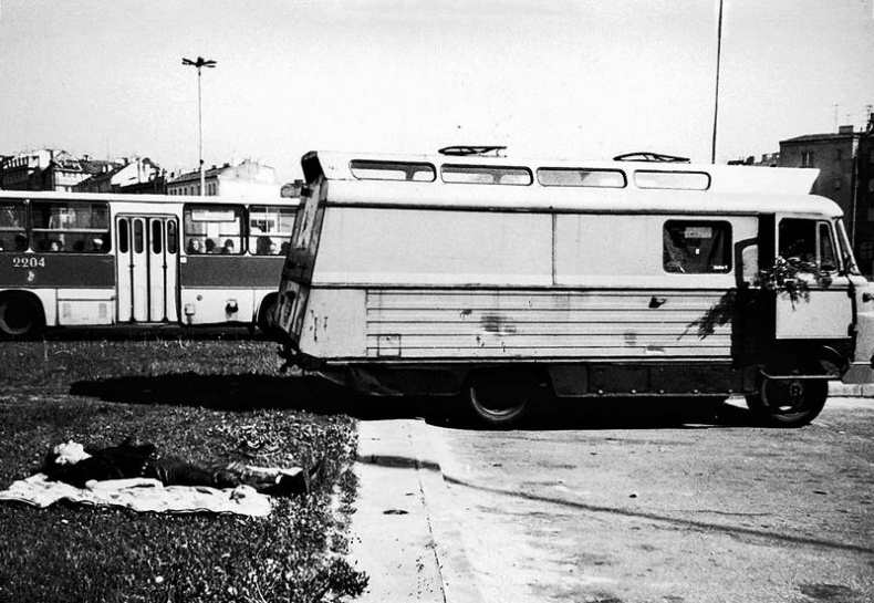 Иллюстрация к книге — Долбящий клавиши [i_065.jpg]