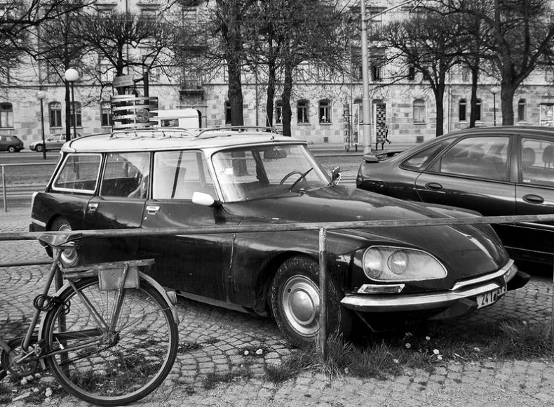 Иллюстрация к книге — Долбящий клавиши [i_095.jpg]