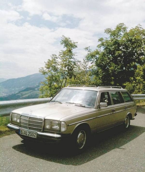 Иллюстрация к книге — Долбящий клавиши [i_107.jpg]