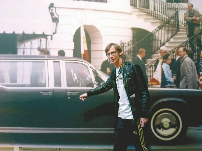 Иллюстрация к книге — Долбящий клавиши [i_131.jpg]