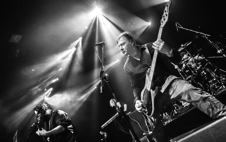 Иллюстрация к книге — Северный флот. Единственная правдивая история легендарной группы. Вещание из Судного дня [i_011.jpg]