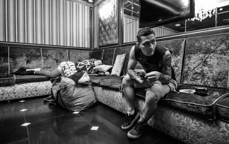 Иллюстрация к книге — Северный флот. Единственная правдивая история легендарной группы. Вещание из Судного дня [i_106.jpg]