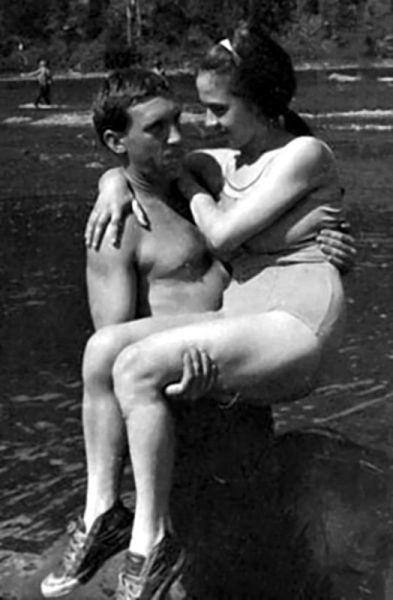 Иллюстрация к книге — Гибель Высоцкого. Правда и домыслы [i_009.jpg]