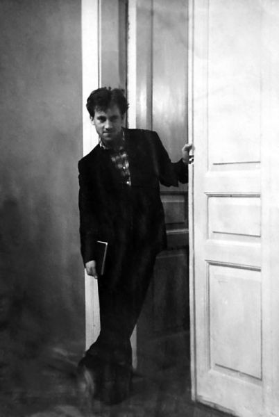 Иллюстрация к книге — Гибель Высоцкого. Правда и домыслы [i_015.jpg]