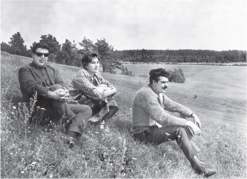 Иллюстрация к книге — Нетелефонный разговор [i_031.jpg]