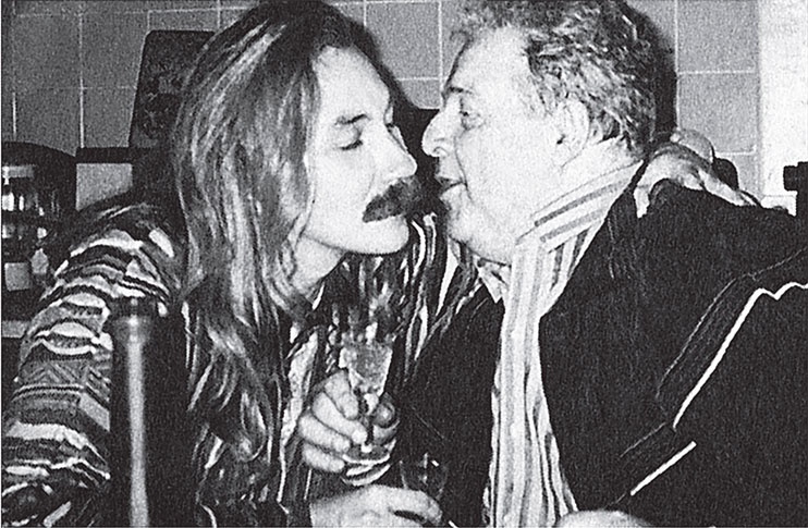 Иллюстрация к книге — Нетелефонный разговор [i_035.jpg]