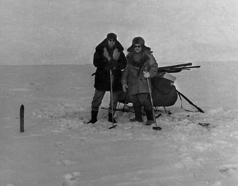 Иллюстрация к книге — Олег Куваев: повесть о нерегламентированном человеке [i_022.jpg]