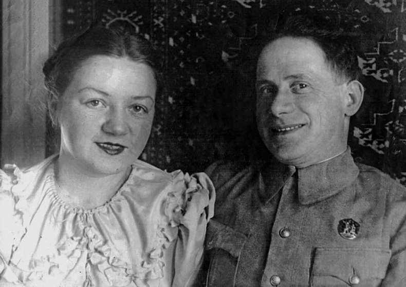 Иллюстрация к книге — Олег Куваев: повесть о нерегламентированном человеке [i_042.jpg]