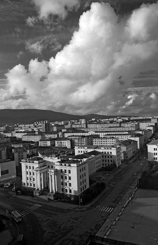 Иллюстрация к книге — Олег Куваев: повесть о нерегламентированном человеке [i_046.jpg]