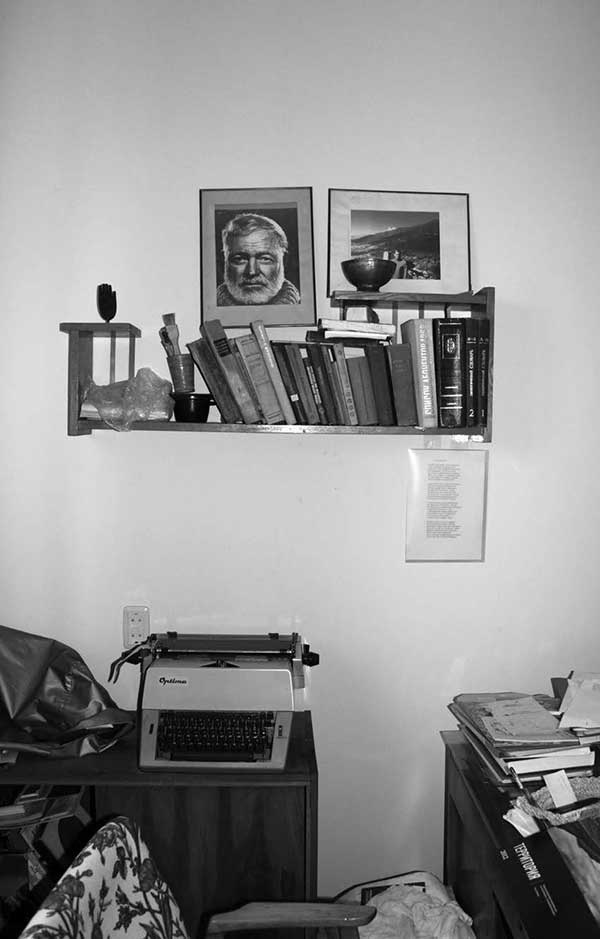 Иллюстрация к книге — Олег Куваев: повесть о нерегламентированном человеке [i_052.jpg]