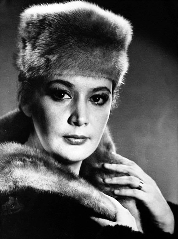 Иллюстрация к книге — Хрустальные легенды Страны Советов [i_001.jpg]