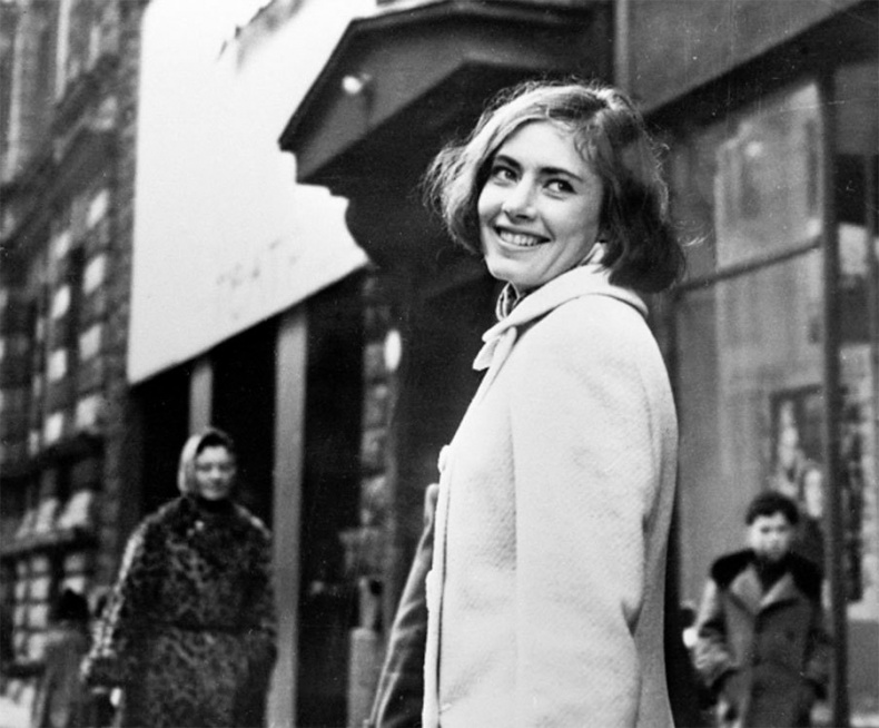 Иллюстрация к книге — Хрустальные легенды Страны Советов [i_079.jpg]