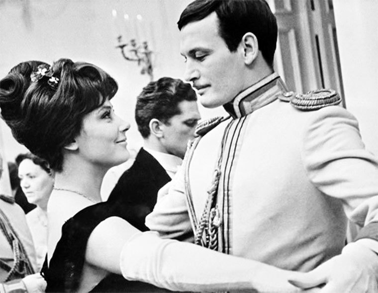 Иллюстрация к книге — Хрустальные легенды Страны Советов [i_103.jpg]