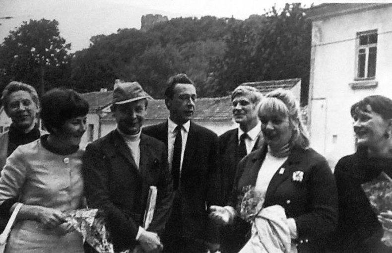 Иллюстрация к книге — Хрустальные легенды Страны Советов [i_126.jpg]