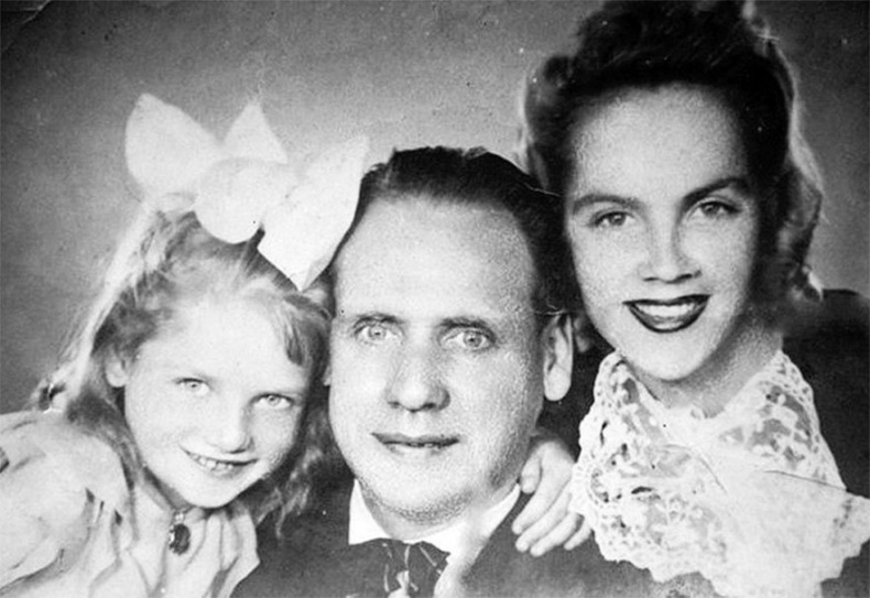 Иллюстрация к книге — Хрустальные легенды Страны Советов [i_141.jpg]