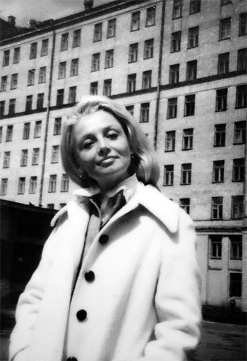 Иллюстрация к книге — Хрустальные легенды Страны Советов [i_158.jpg]