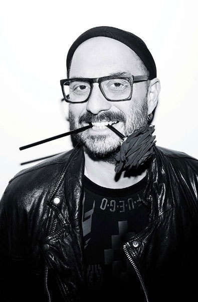 Иллюстрация к книге — Театральные люди [i_052.jpg]