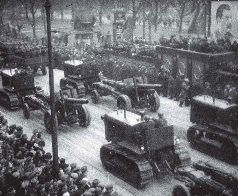 Иллюстрация к книге — Дьявольский союз. Пакт Гитлера – Сталина, 1939–1941 [i_018.jpg]