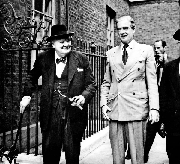 Иллюстрация к книге — Время перемен [i_001.jpg]