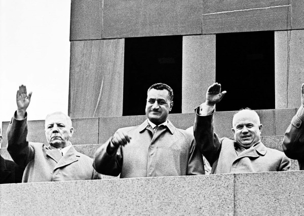 Иллюстрация к книге — Время перемен [i_005.jpg]