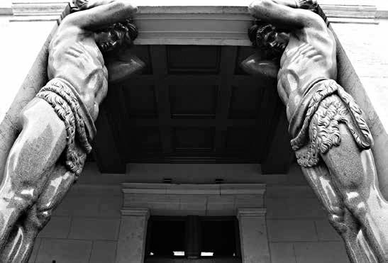 Иллюстрация к книге — Мифы о призраках. Путеводитель по мистическому Петербургу [i_041.jpg]