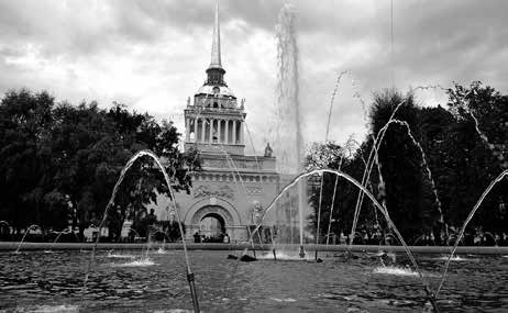 Иллюстрация к книге — Мифы о призраках. Путеводитель по мистическому Петербургу [i_043.jpg]