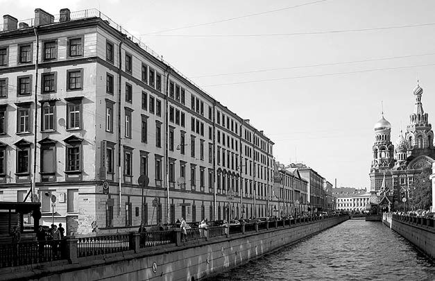 Иллюстрация к книге — Мой Невский. Прогулка по главному проспекту [i_021.jpg]