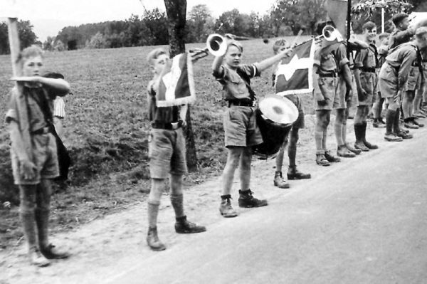 Иллюстрация к книге — Василий Сталин. Письма из зоны [i_026.jpg]