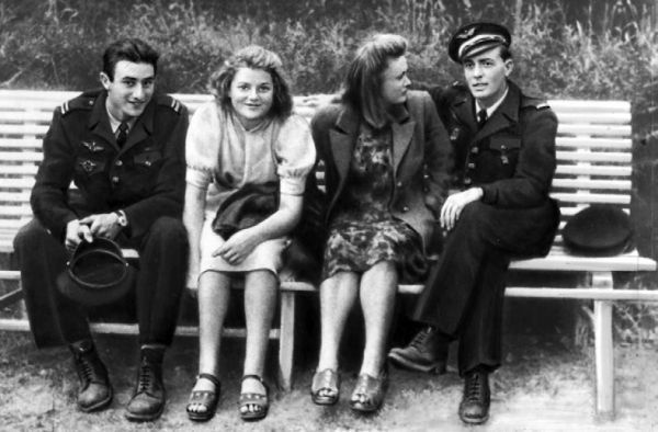 Иллюстрация к книге — Василий Сталин. Письма из зоны [i_050.jpg]