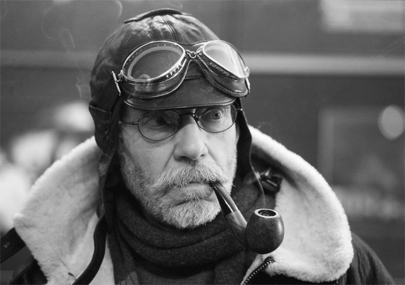 Иллюстрация к книге — Битов, или Новые сведения о человеке [i_044.jpg]