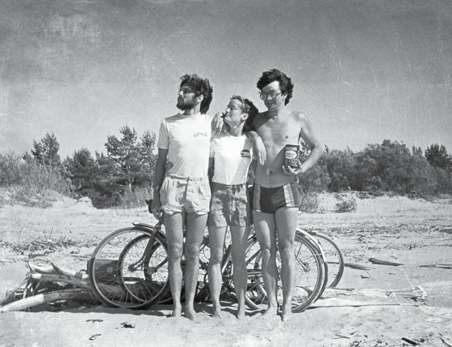 Иллюстрация к книге — Майк Науменко. Бегство из зоопарка [i_021.jpg]