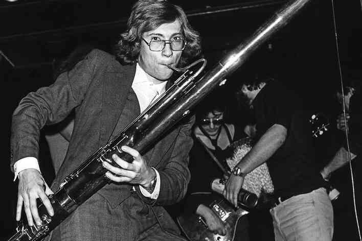 Иллюстрация к книге — Майк Науменко. Бегство из зоопарка [i_070.jpg]