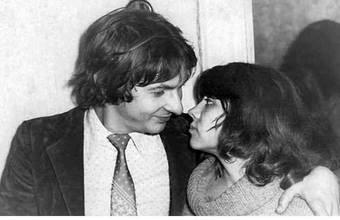 Иллюстрация к книге — Майк Науменко. Бегство из зоопарка [i_088.jpg]