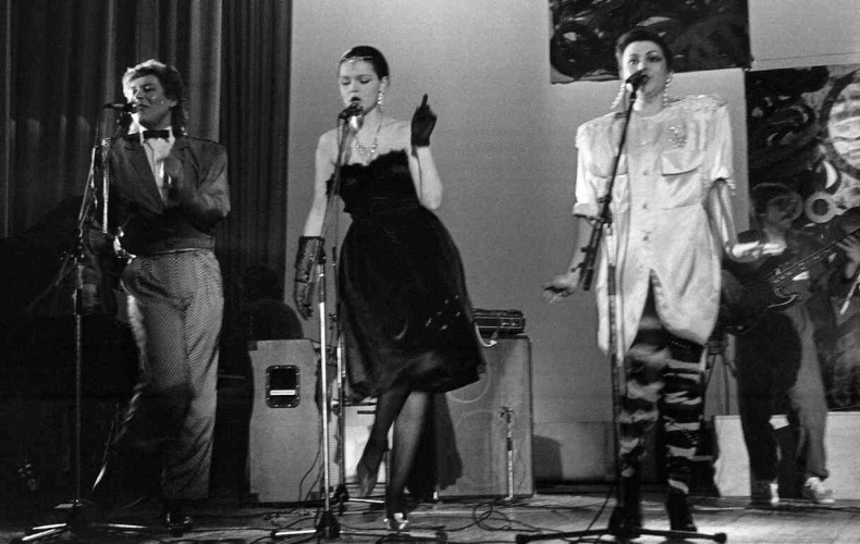 Иллюстрация к книге — Майк Науменко. Бегство из зоопарка [i_166.jpg]