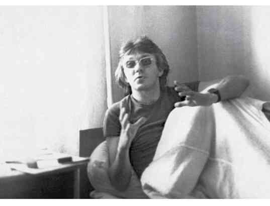 Иллюстрация к книге — Майк Науменко. Бегство из зоопарка [i_191.jpg]