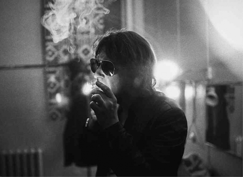 Иллюстрация к книге — Майк Науменко. Бегство из зоопарка [i_209.jpg]