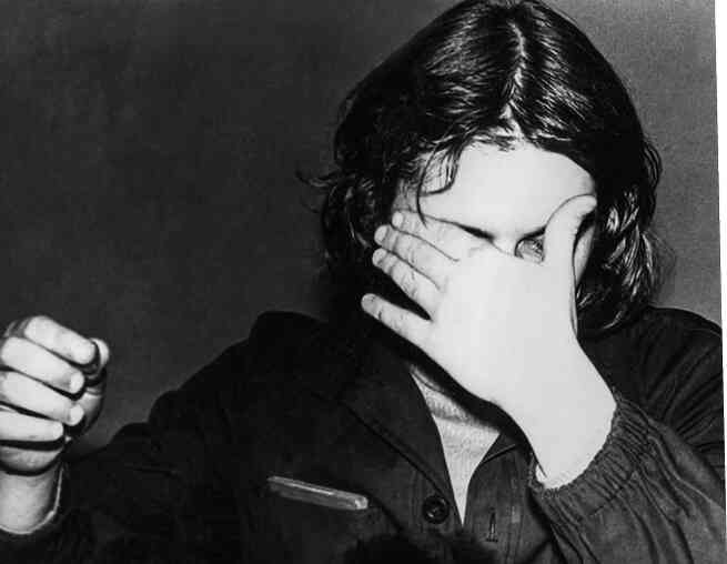 Иллюстрация к книге — Майк Науменко. Бегство из зоопарка [i_217.jpg]