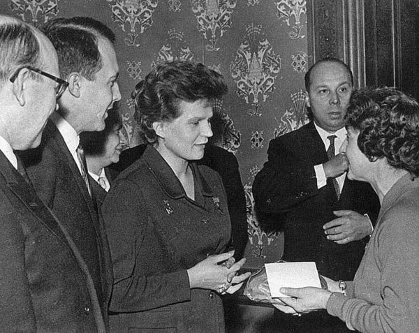 Иллюстрация к книге — Вариант шедевра [i_009.jpg]