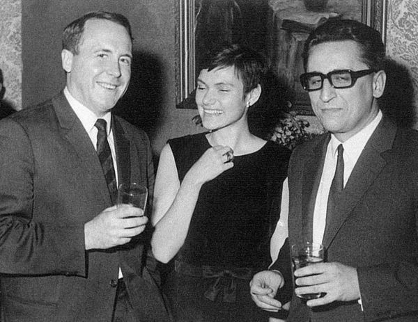 Иллюстрация к книге — Вариант шедевра [i_010.jpg]