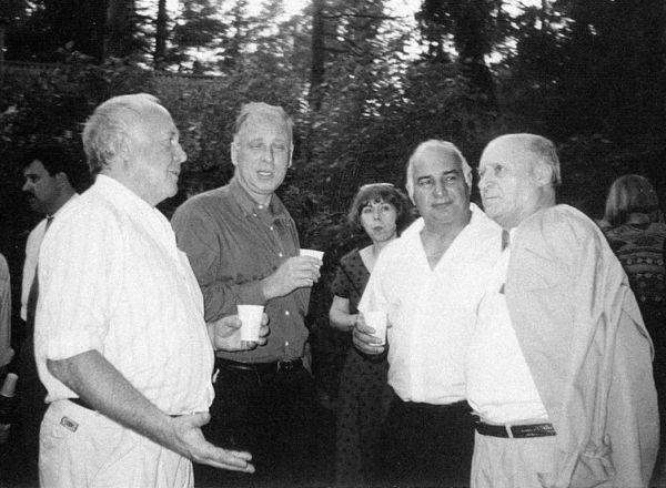 Иллюстрация к книге — Вариант шедевра [i_017.jpg]