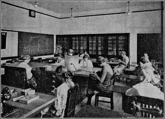 Иллюстрация к книге — Путь избавления. Школа странных детей [i_068.jpg]